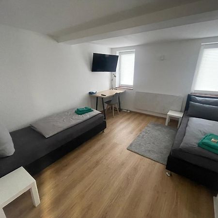 Exklusive Zimmer Mit Geteiltem Bad Und Kueche Kg Stadtilm Exterior foto