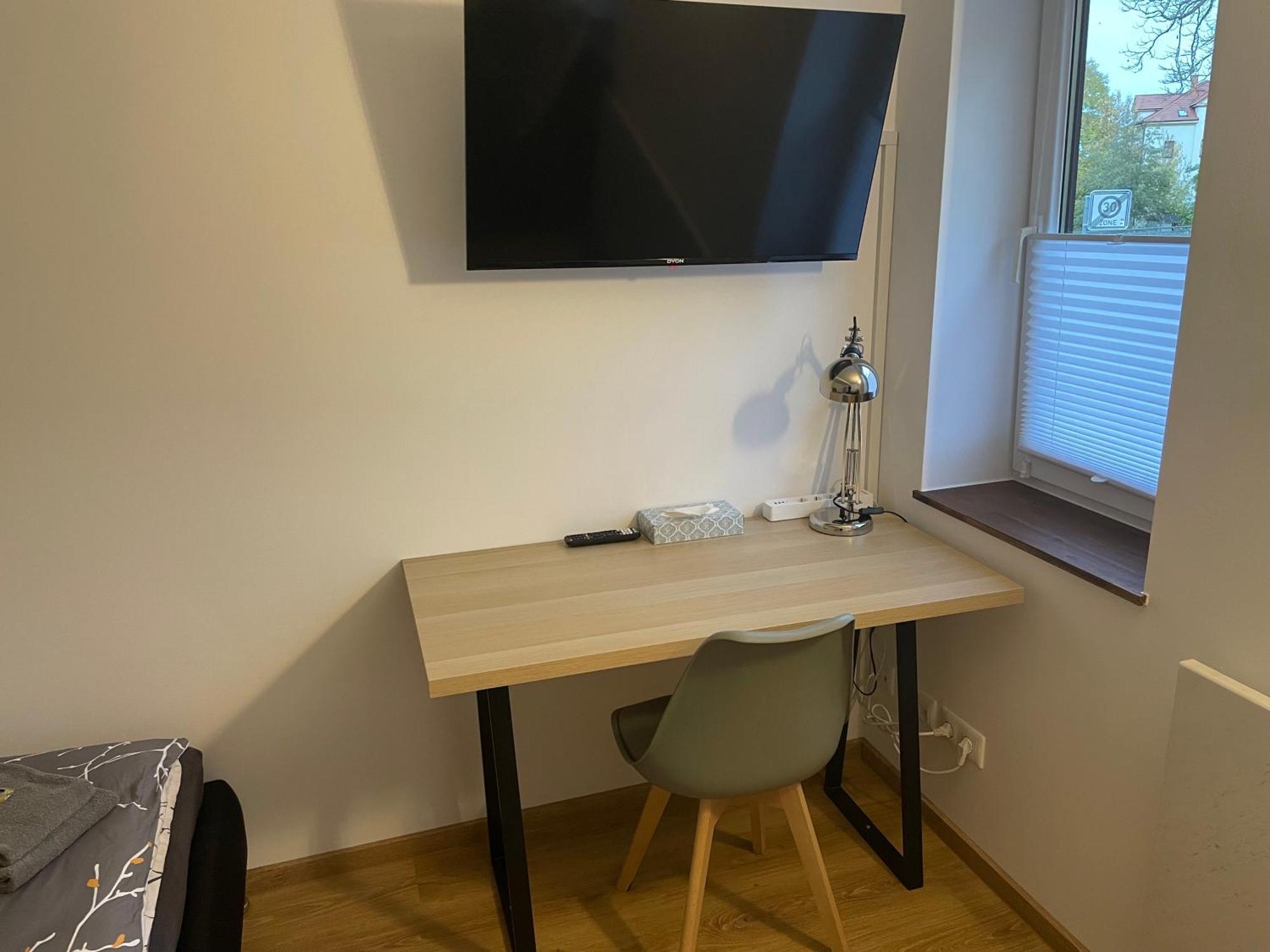 Exklusive Zimmer Mit Geteiltem Bad Und Kueche Kg Stadtilm Exterior foto