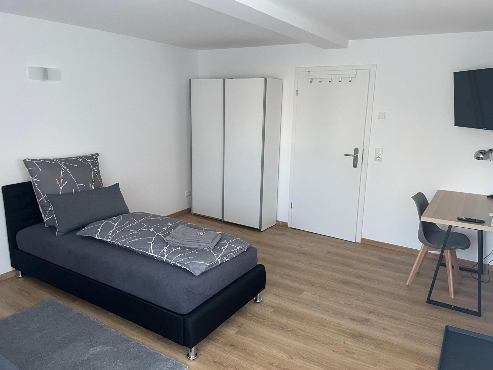 Exklusive Zimmer Mit Geteiltem Bad Und Kueche Kg Stadtilm Exterior foto